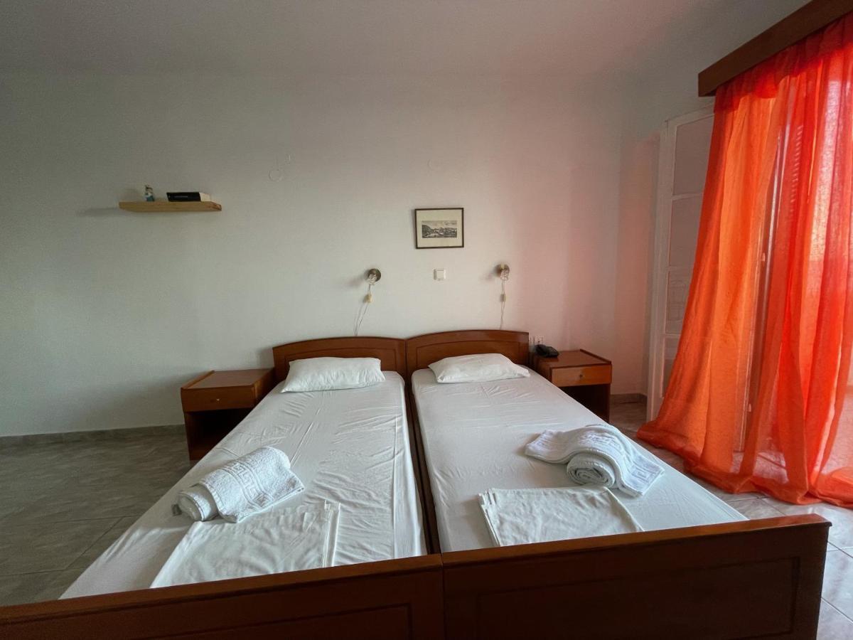Apollon Hotel Méthana Buitenkant foto