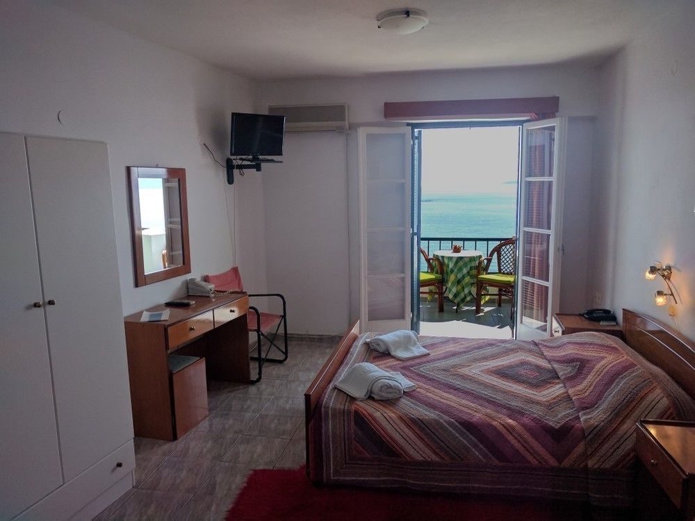 Apollon Hotel Méthana Buitenkant foto