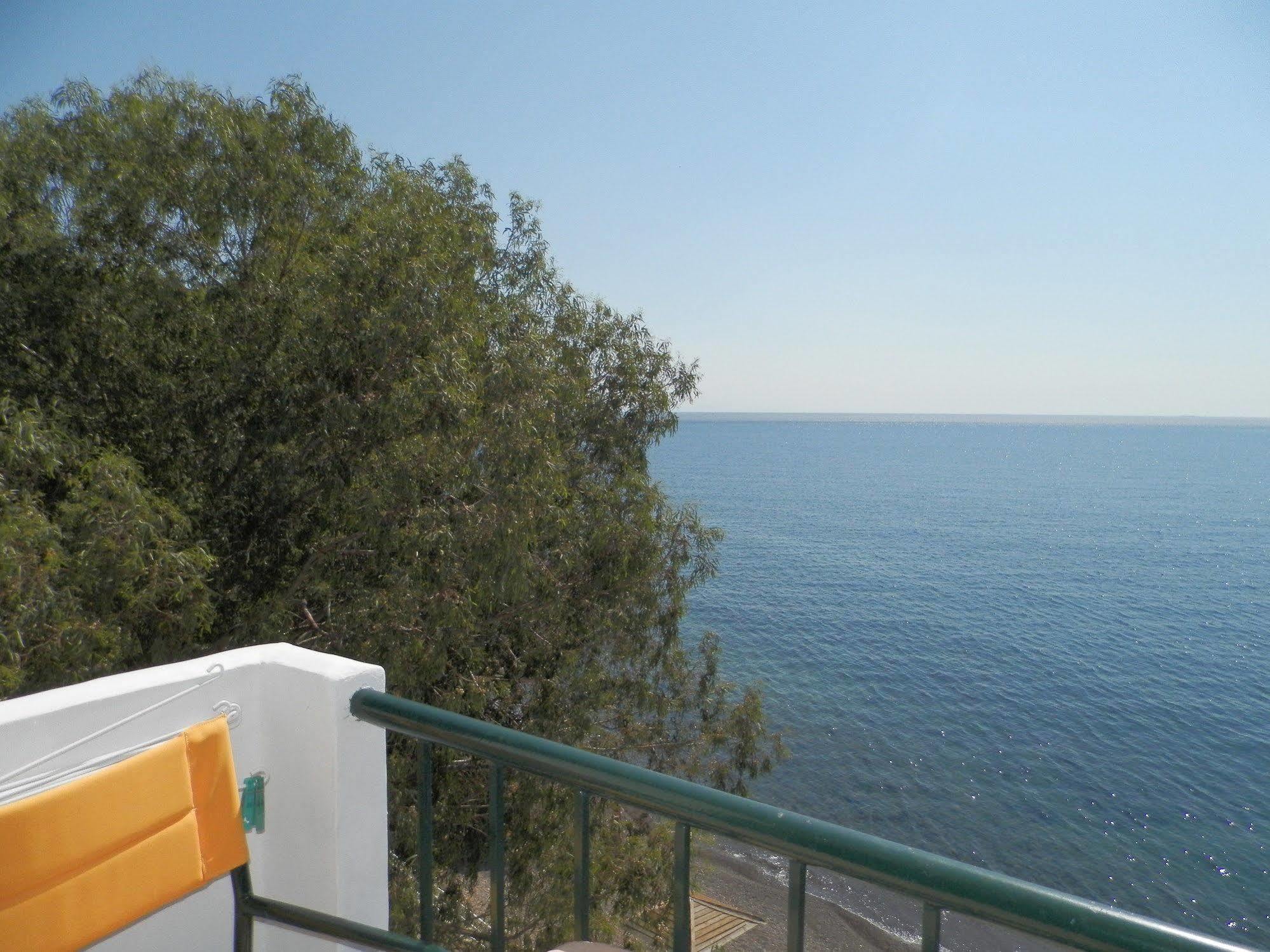 Apollon Hotel Méthana Buitenkant foto